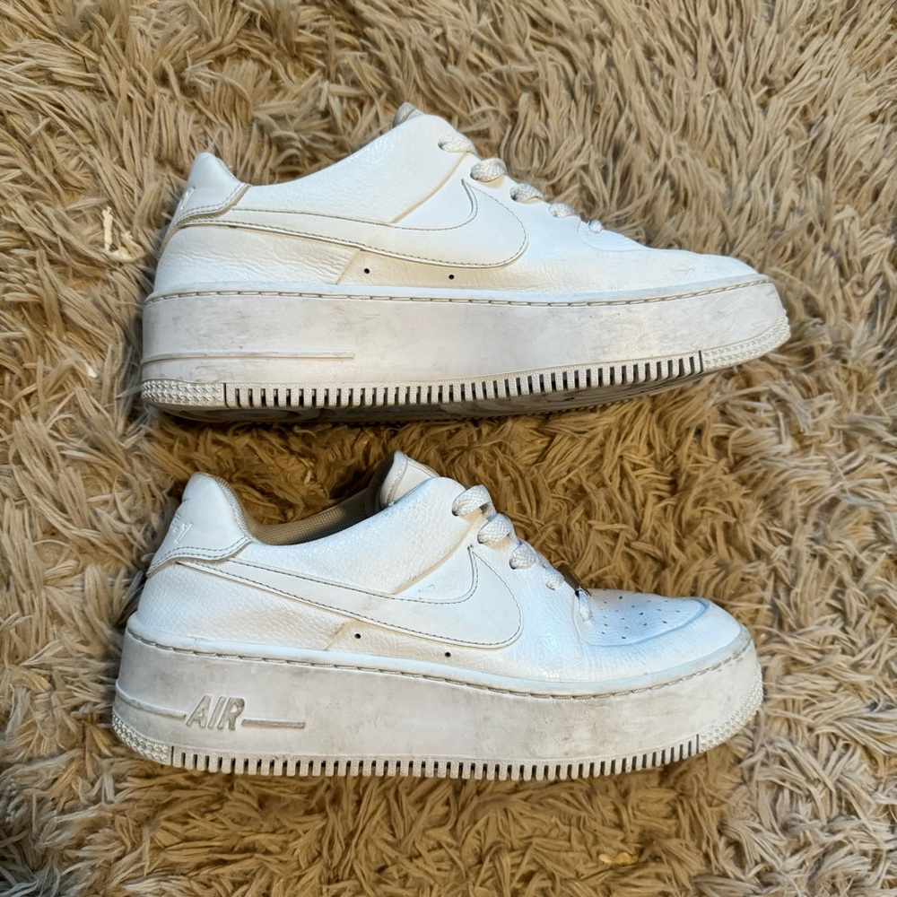 Nike Air Force 1 Sage